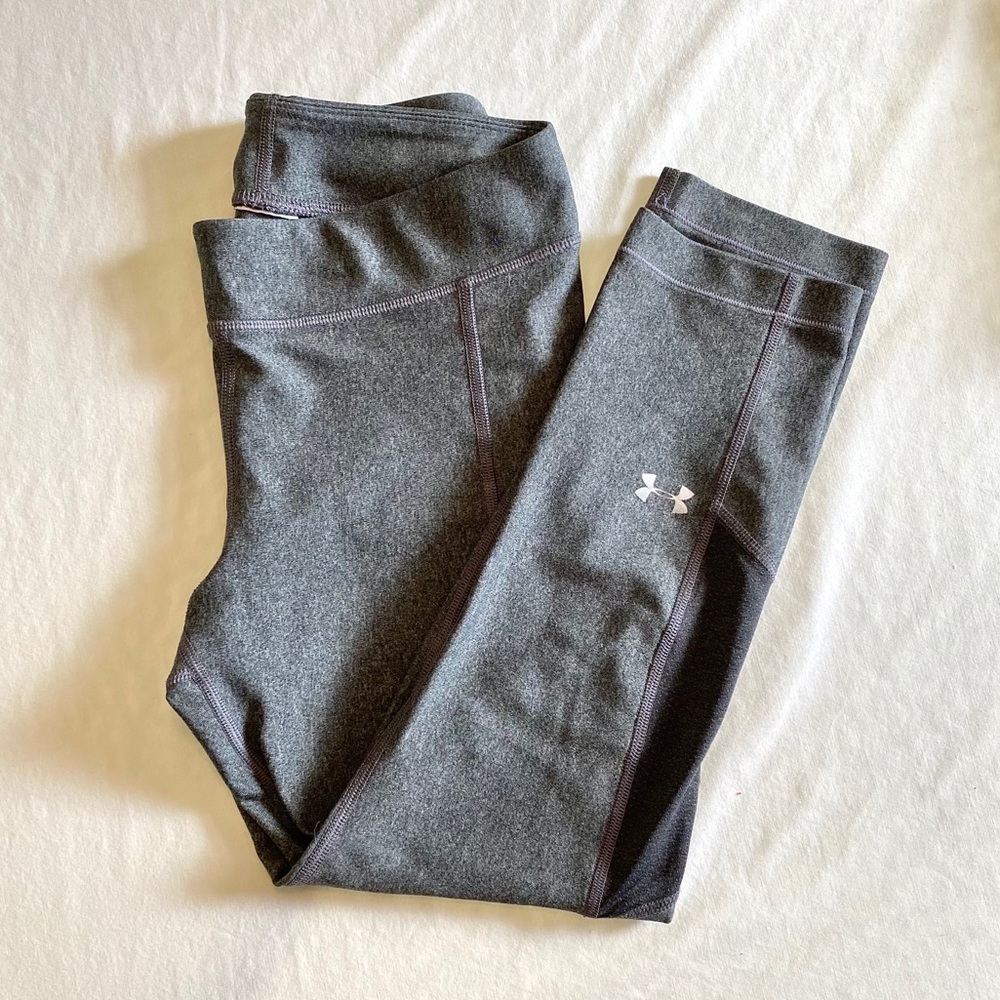 Under Armour Grey Capri Leggings